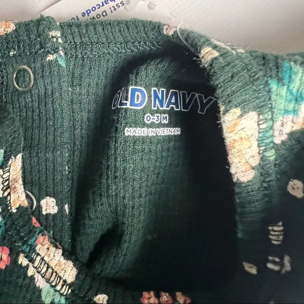Old Navy Baby Long Sleeve Ruffle Trim Thermal Floral Print Bodysuit Sz 0-3M